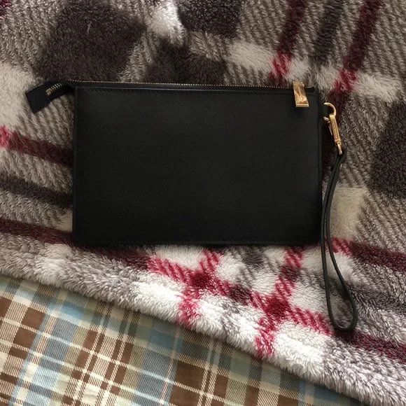 MICHAEL Michael Kors Back Clutch Wristlet OBO - Picture 2 of 10